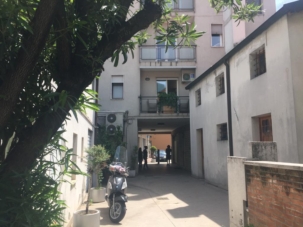 Residenza Giacomuzzi Bed & Breakfast เมสเตร ภายนอก รูปภาพ