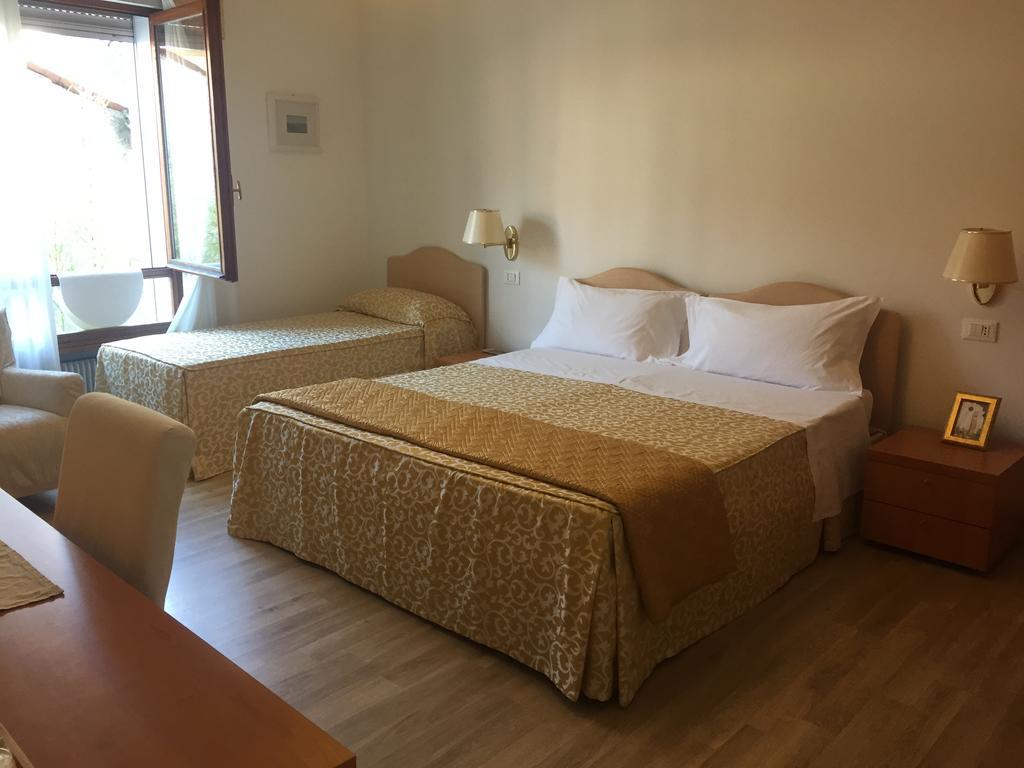 Residenza Giacomuzzi Bed & Breakfast เมสเตร ภายนอก รูปภาพ